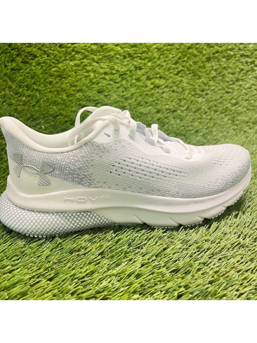 Under Armour HOVR Turbulence 2 Womens Size 6.5 White Gray Running Shoes Sneakers